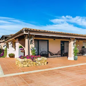 Relais Il Corallo Loiri Porto San Paolo